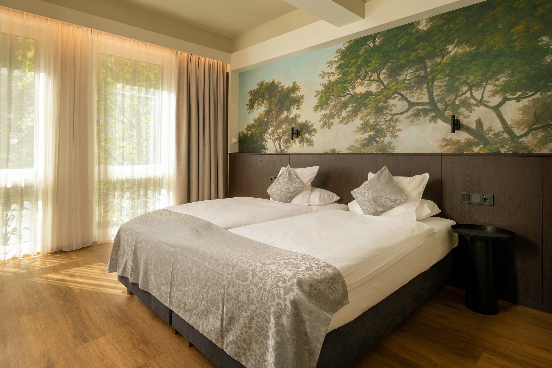 Chambre Confort de l'Hôtel Brimer Grundhof dans la lumière du matin